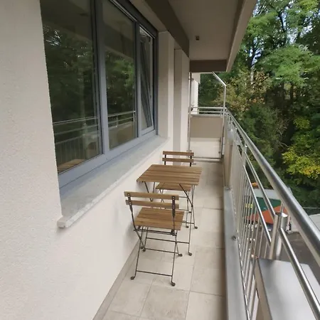 شقة Fully Renovated Studio Flat With Own Parking لوكسمبورغ